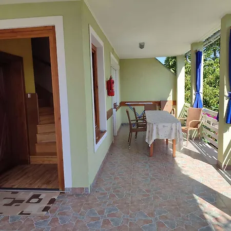 In 45318 * Balatonföldvár