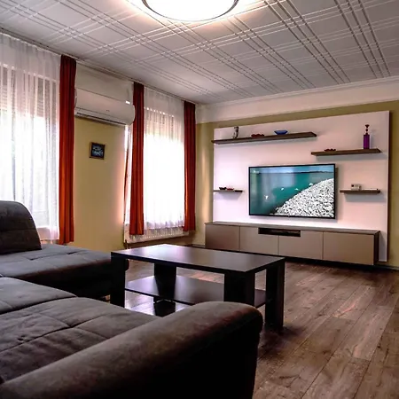 In 45318 Apartment *