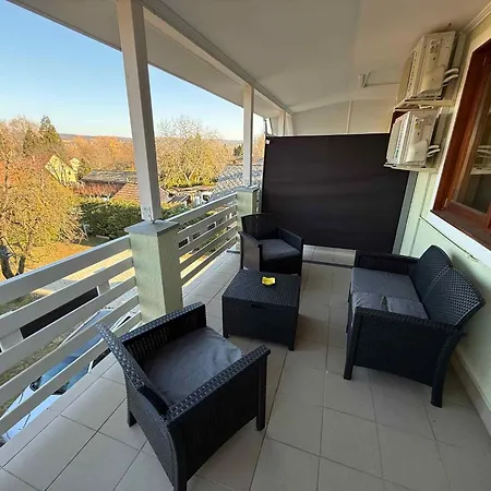 In 45318 Apartman