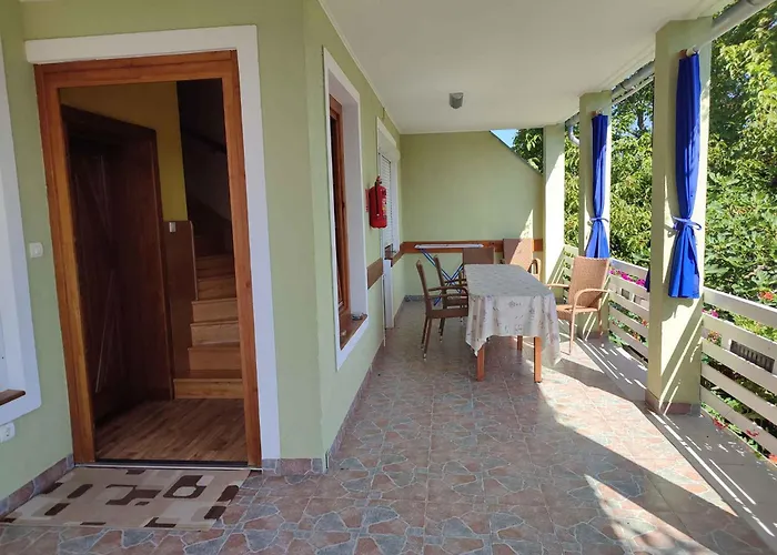 In 45318 * Balatonföldvár